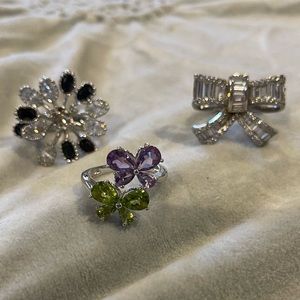 Rhinestone accent costume rings . Size 7